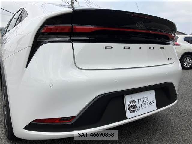 Toyota PRIUS 2024-06 386912-11