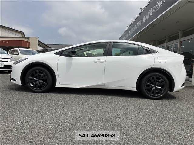 Toyota PRIUS 2024-06 386912-7