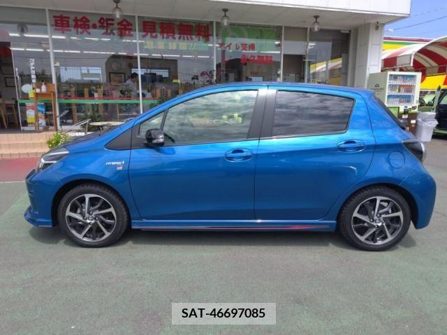 Toyota VITZ HYBRID 2017-09 288622-11