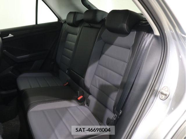 VolksWagen T-ROC 2023-07 249322-18