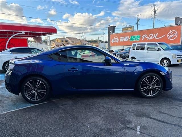 Toyota 86 2012-10 187649-3