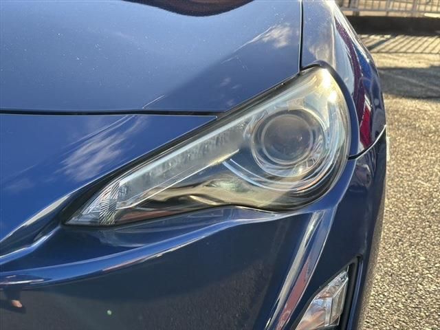 Toyota 86 2012-10 187649-8