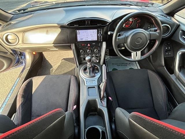 Toyota 86 2012-10 187649-18