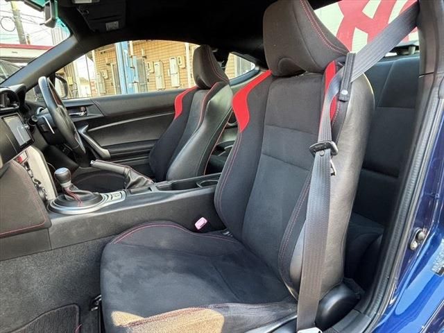 Toyota 86 2012-10 187649-21