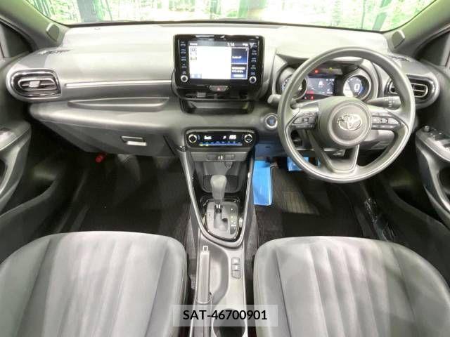 Toyota YARIS 2023-06 371440-1