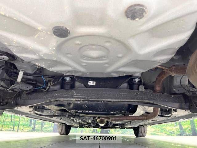 Toyota YARIS 2023-06 371440-19
