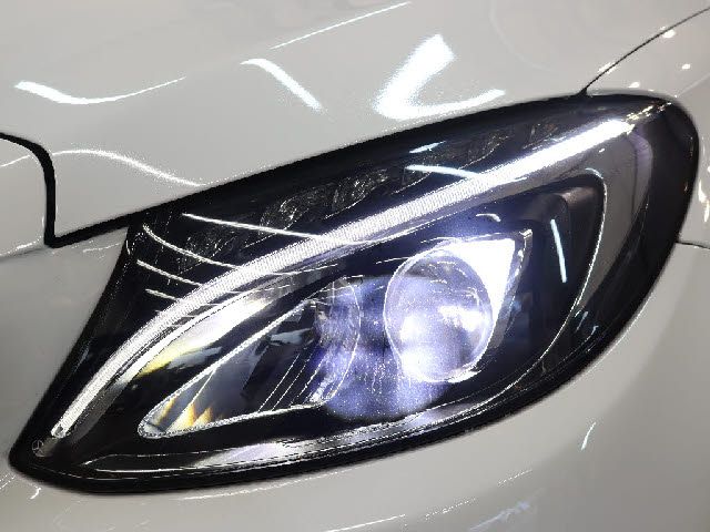 Mercedes Benz C-CLASS 2016-03 25383-19