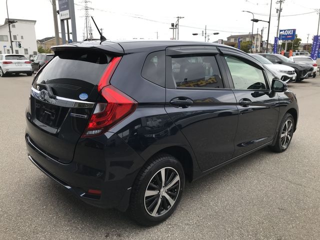 Honda FIT HYBRID 2018-11 11193-6