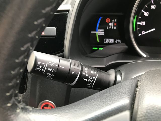 Honda FIT HYBRID 2018-11 11193-21