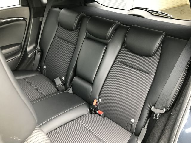 Honda FIT HYBRID 2018-11 11193-12