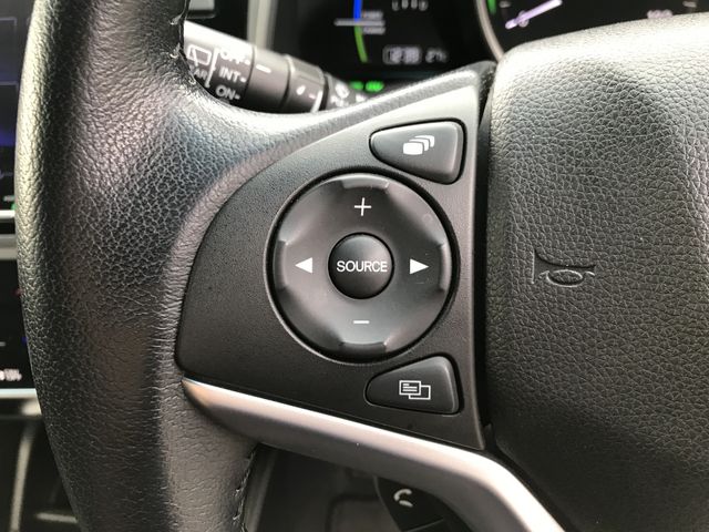 Honda FIT HYBRID 2018-11 11193-19