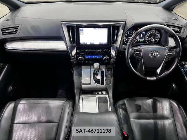 Toyota ALPHARD 2019-09 379821-17