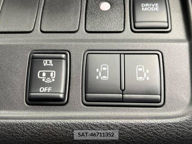 Nissan SERENA 2018-08 324972-5