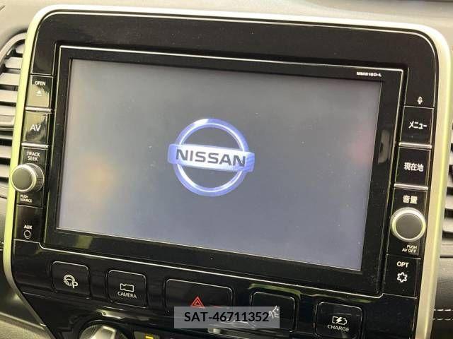 Nissan SERENA 2018-08 324972-2