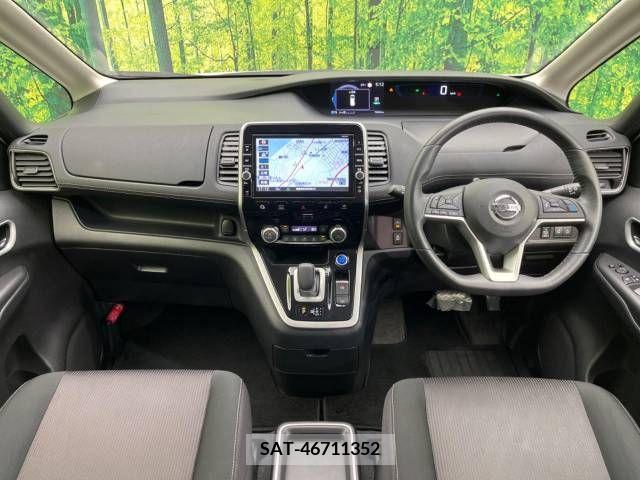 Nissan SERENA 2018-08 324972-1