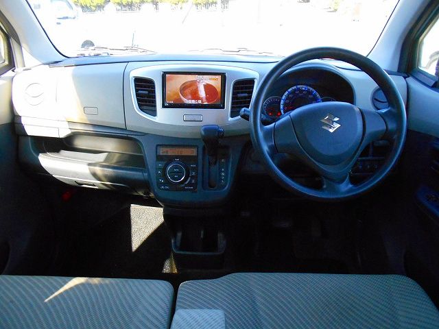 Suzuki WAGON R 2013-10 17004-1