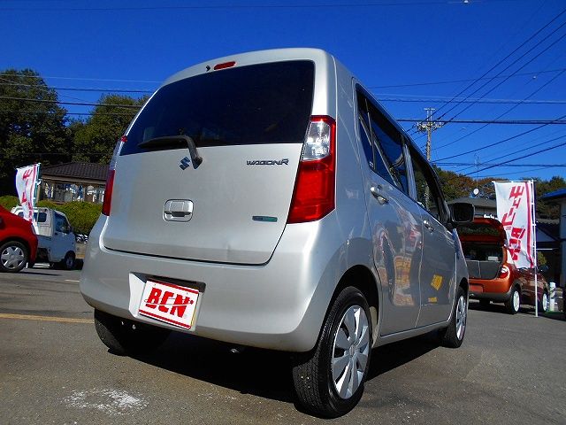 Suzuki WAGON R 2013-10 17004-24