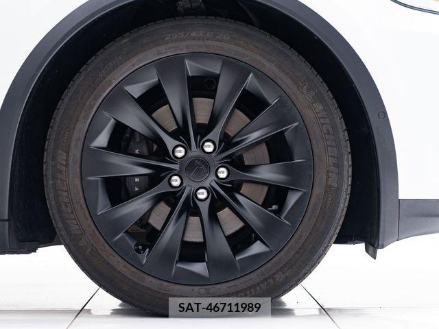 Tesla MODEL X 2019-06 208641-2