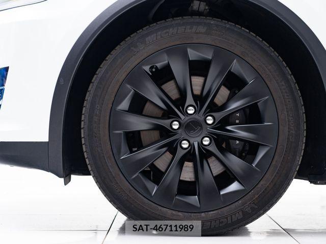 Tesla MODEL X 2019-06 208641-6