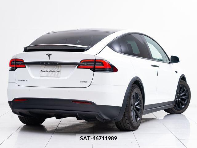 Tesla MODEL X 2019-06 208641-12