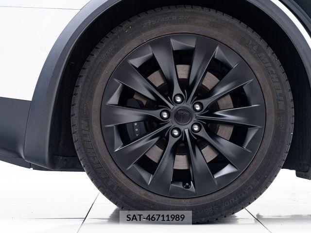 Tesla MODEL X 2019-06 208641-15
