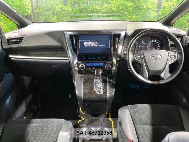 Toyota VELLFIRE 2017-07 299393-1