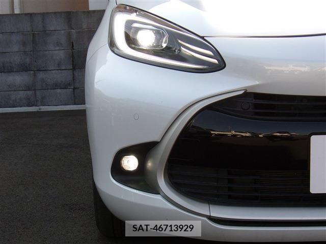 Toyota AQUA 2021-09 206139-8