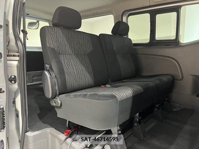 Nissan NV350 Caravan 2018-11 317322-7