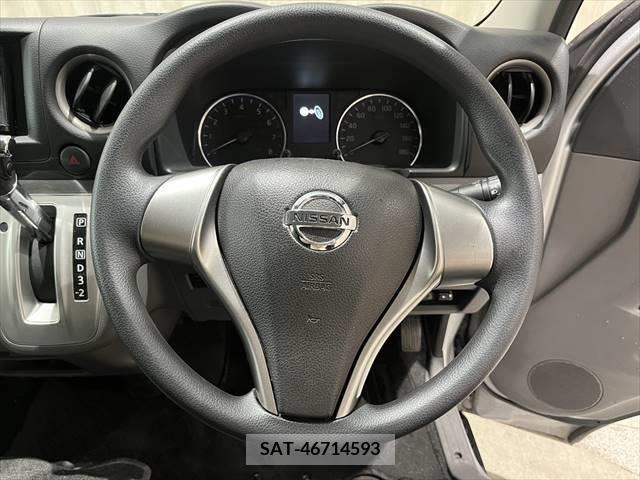 Nissan NV350 Caravan 2018-11 317322-9