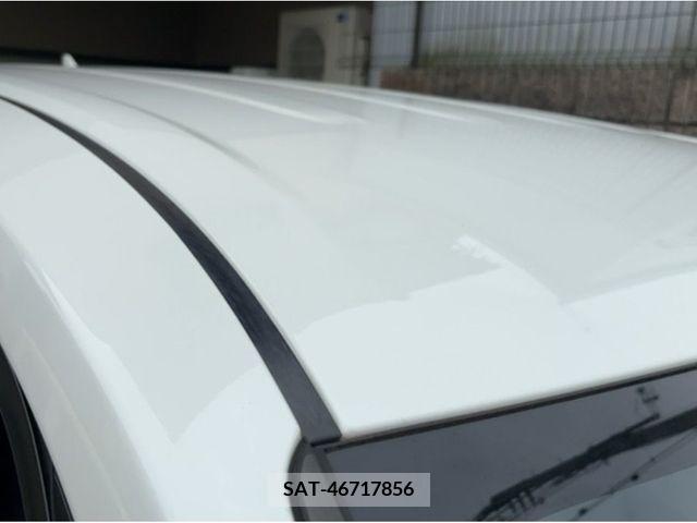 Toyota VOXY 2022-05 332866-18