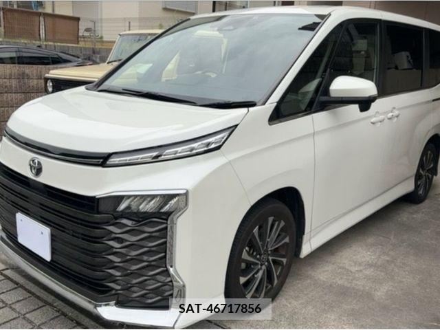 Toyota VOXY 2022-05 332866-0