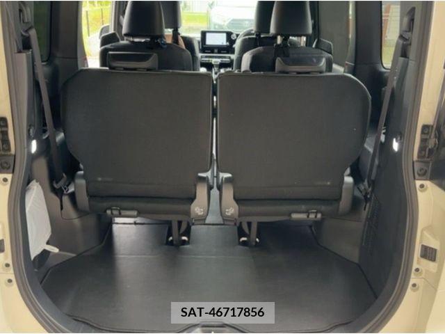 Toyota VOXY 2022-05 332866-16