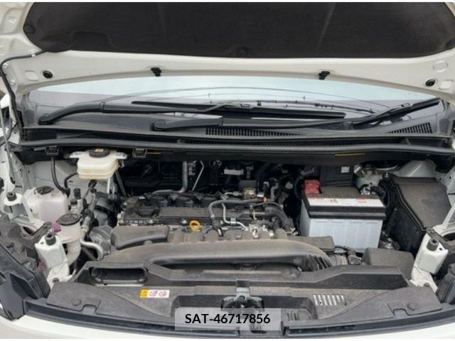 Toyota VOXY 2022-05 332866-19