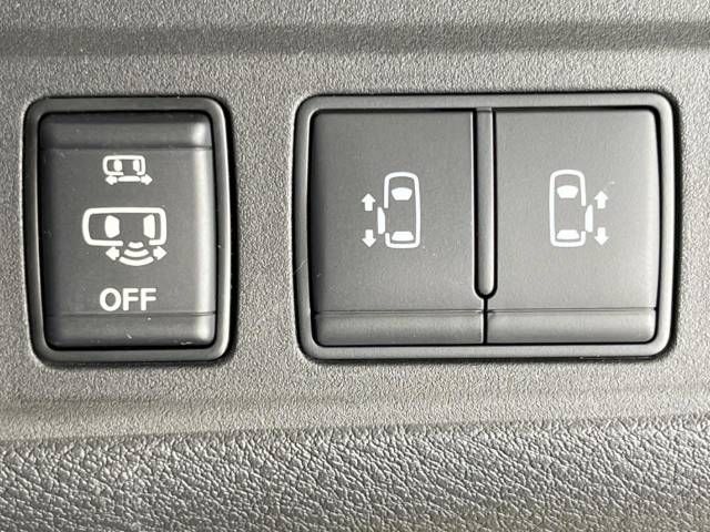 Nissan SERENA 2019-04 194343-5