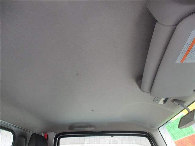 Nissan ATLAS 2014-03 900-23