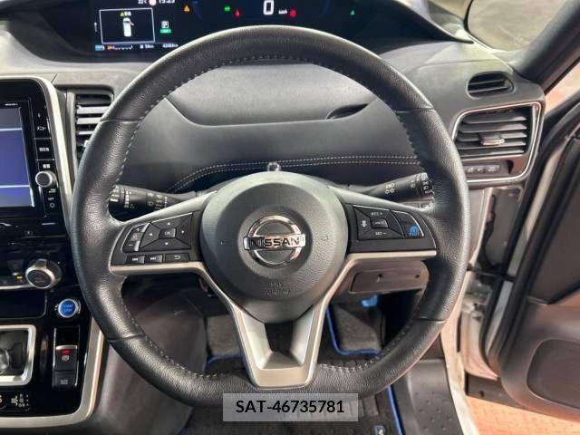 Nissan SERENA 2019-04 284184-15