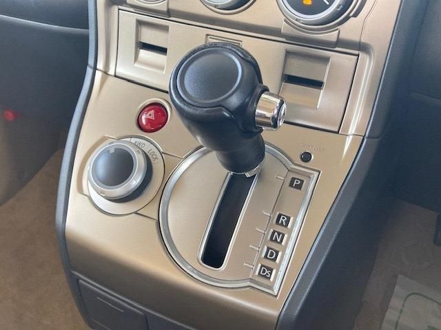 Mitsubishi DELICA D5 2008-03 2792-20