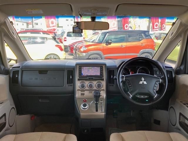 Mitsubishi DELICA D5 2008-03 2792-9