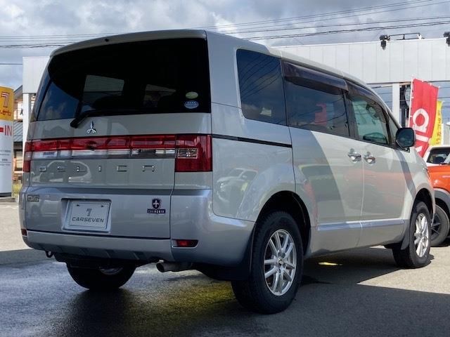 Mitsubishi DELICA D5 2008-03 2792-4