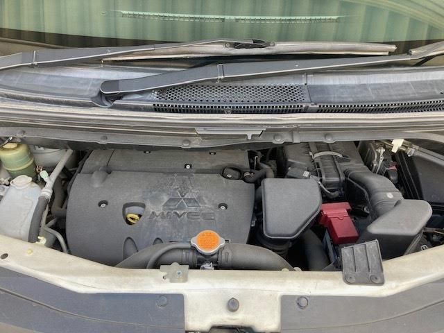 Mitsubishi DELICA D5 2008-03 2792-26