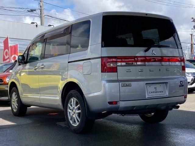 Mitsubishi DELICA D5 2008-03 2792-6