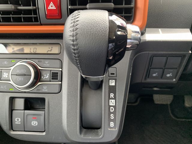 Daihatsu TANTO 2022-12 15888-4