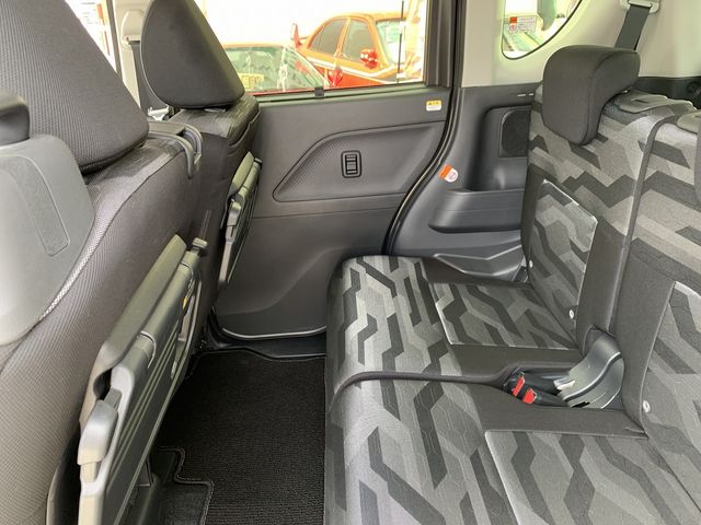 Daihatsu TANTO 2022-12 15888-9