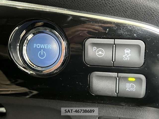Toyota PRIUS PHV 2018-04 215990-4