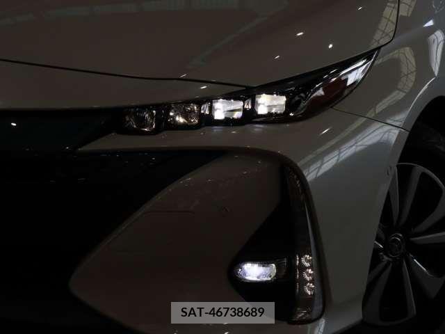 Toyota PRIUS PHV 2018-04 215990-13