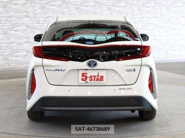 Toyota PRIUS PHV 2018-04 215990-12
