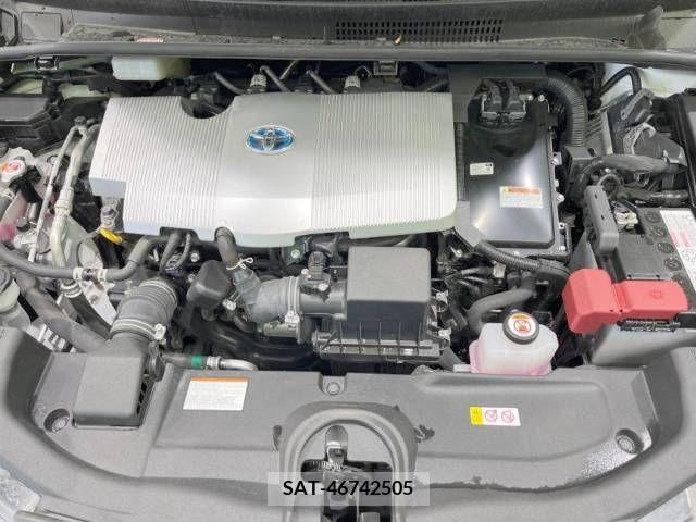 Toyota PRIUS 2022-07 322492-18