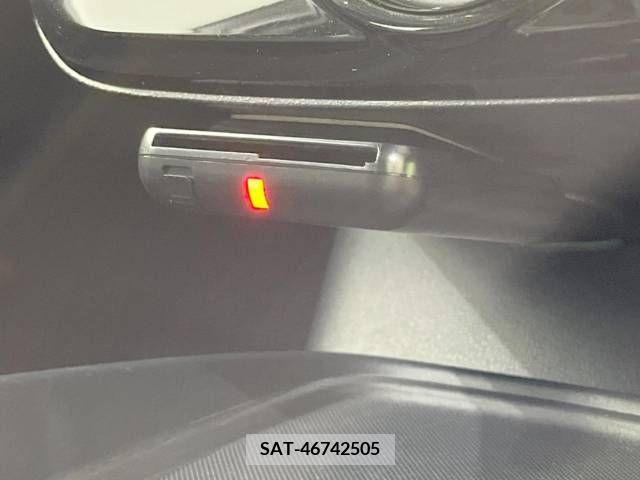 Toyota PRIUS 2022-07 322492-6