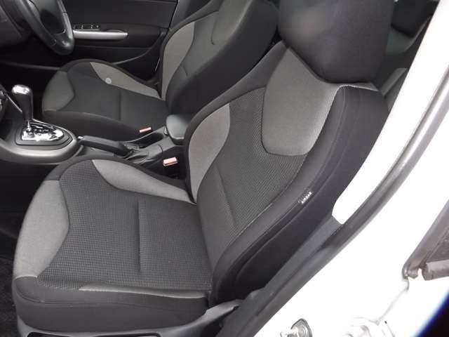 Peugeot 308 2011-12 1277-10