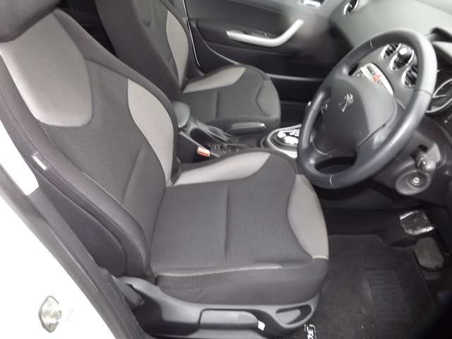 Peugeot 308 2011-12 1277-6
